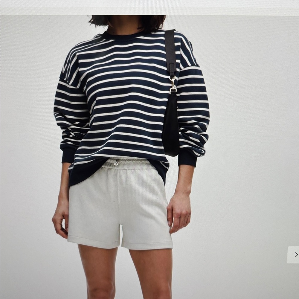 Lululemon Perfectly Oversized Fleece Crewneck Pullover in Navy/Ivory approx M